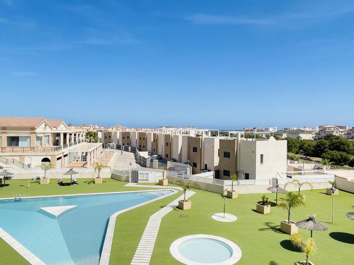 3090 Residencial Sabrina Leilighet Dehesa de Campoamor  Eksteriør bilde
