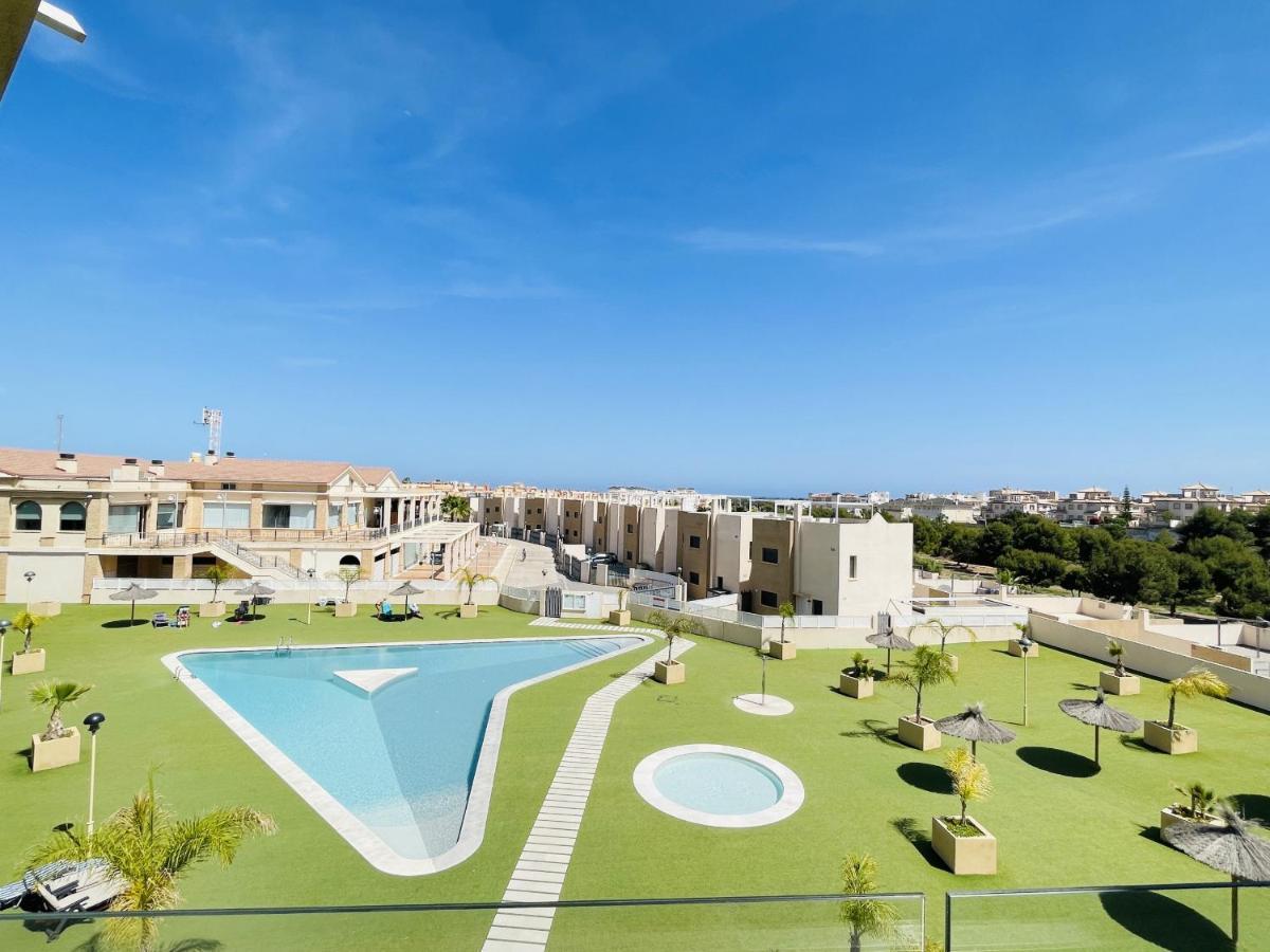 3090 Residencial Sabrina Leilighet Dehesa de Campoamor  Eksteriør bilde