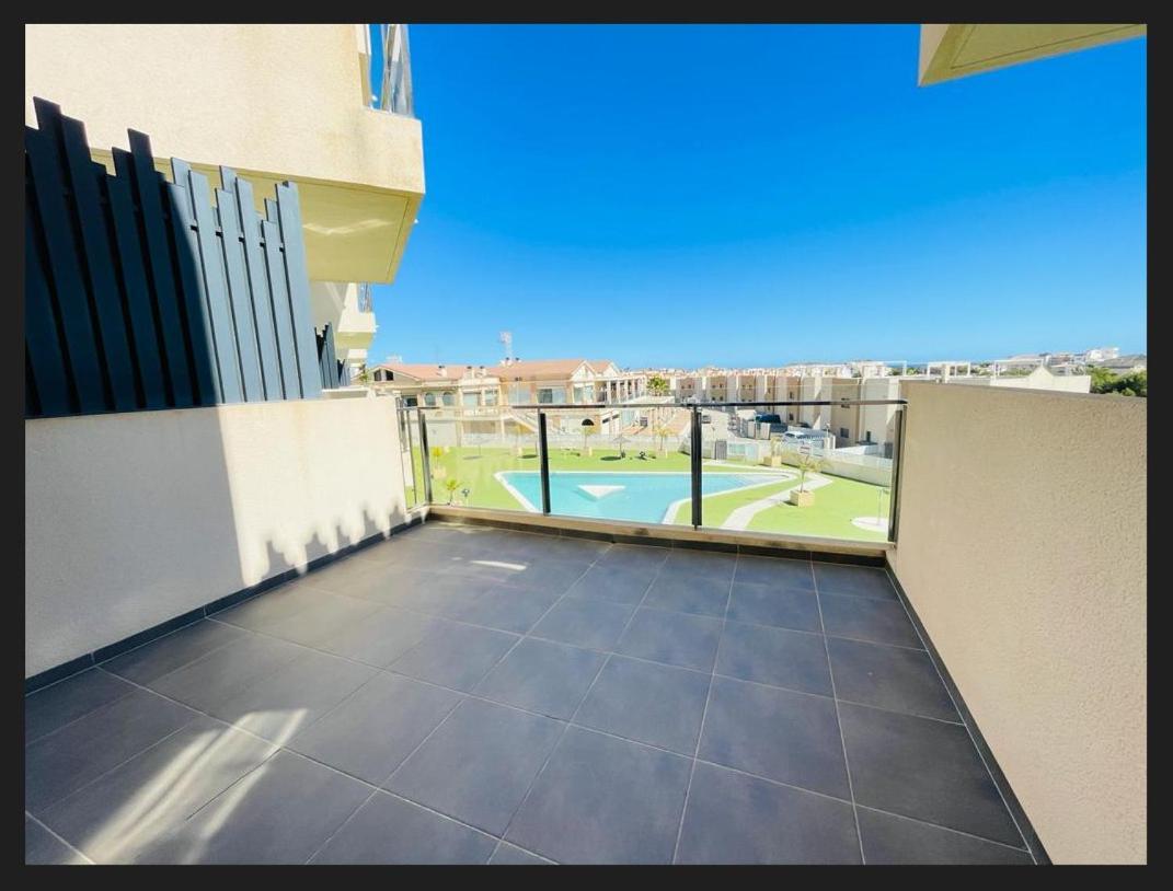 3090 Residencial Sabrina Leilighet Dehesa de Campoamor  Eksteriør bilde